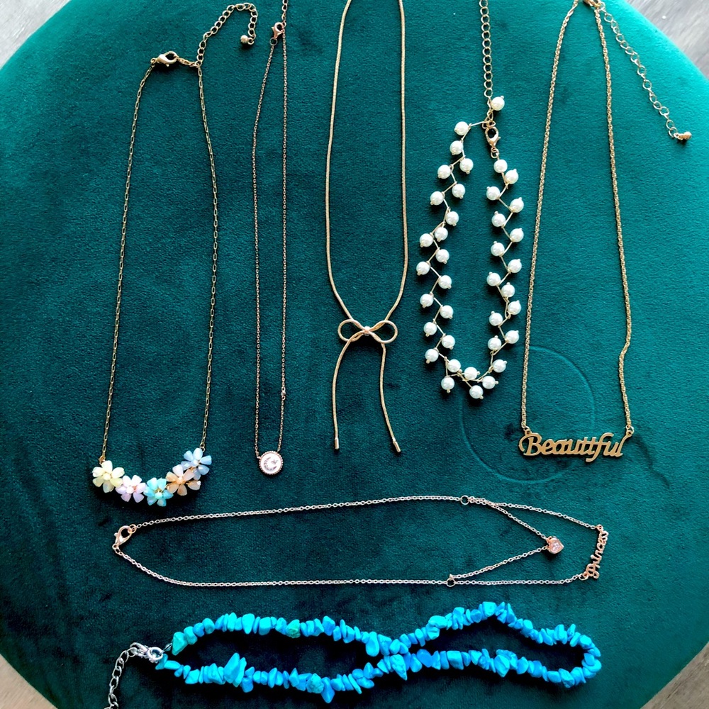 Francesca’s & Forever 21 bundle of 7 necklaces